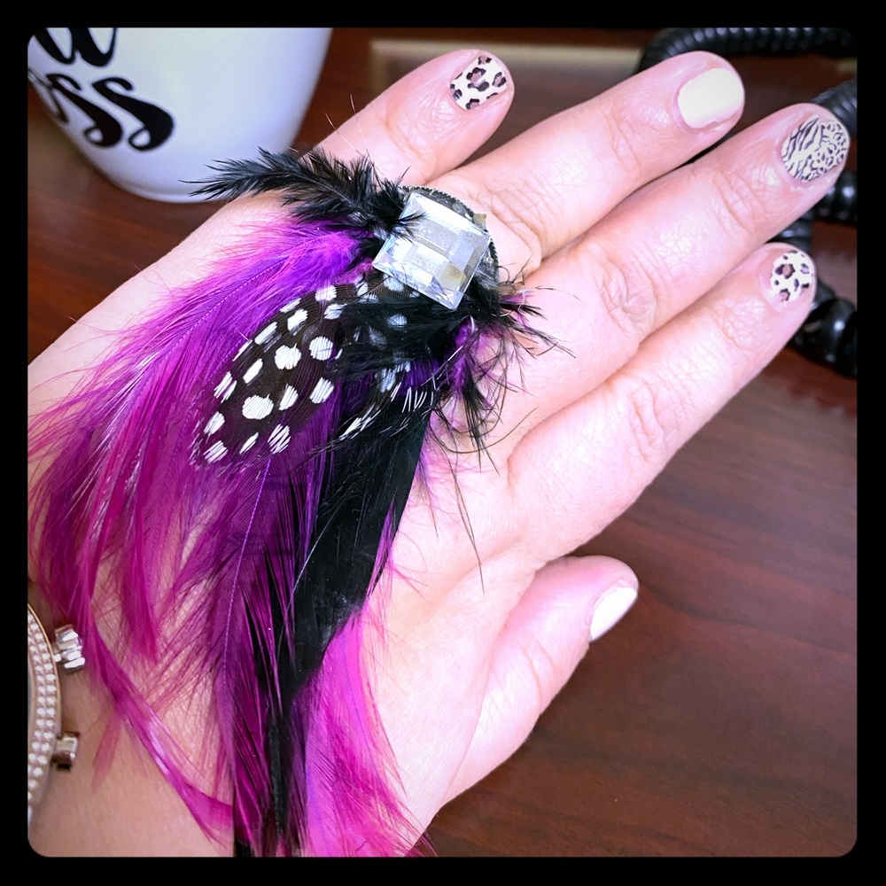 Feather rhinestone ring